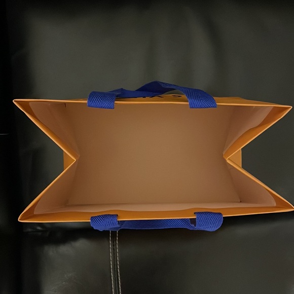 Small Louis Vuitton Shopping Bag - Picture 5 of 8